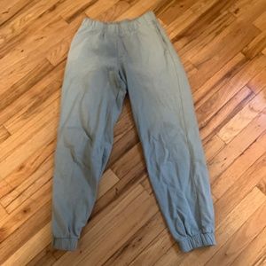 Brandy Melville Rosa Sweatpants